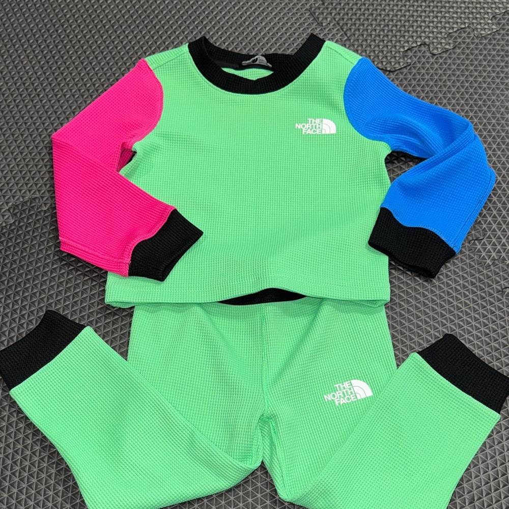 The North Face Kids' Vibrant Green Thermal Set 2T